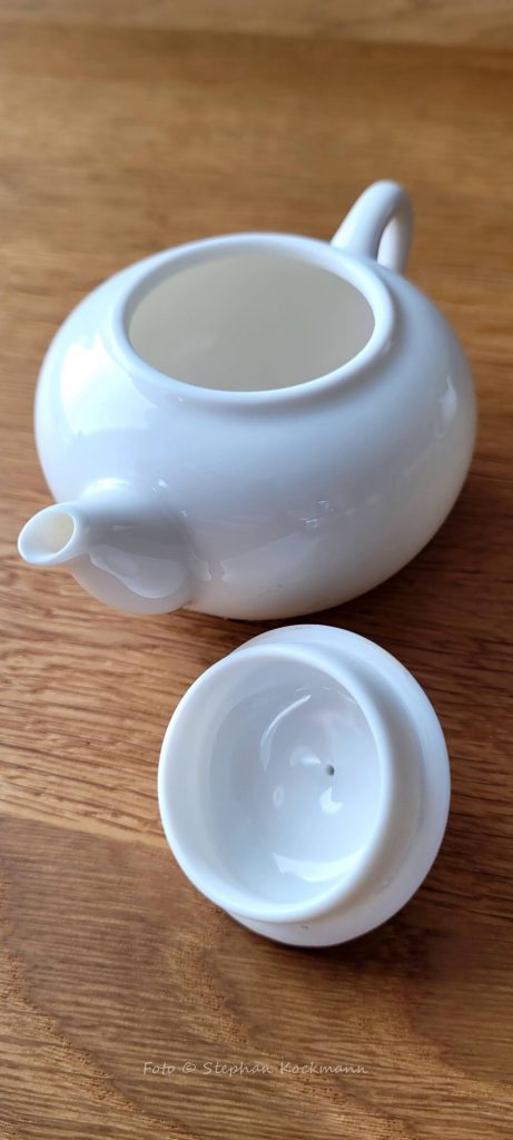 Kleine Porzellan-Teekanne aus Taiwan